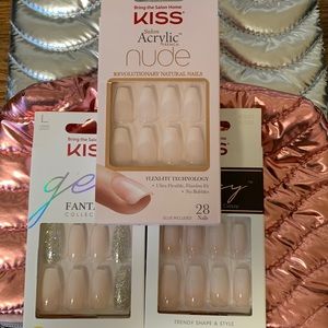 Kiss long and medium length press-on nails French Silver Sparkle 3 packs